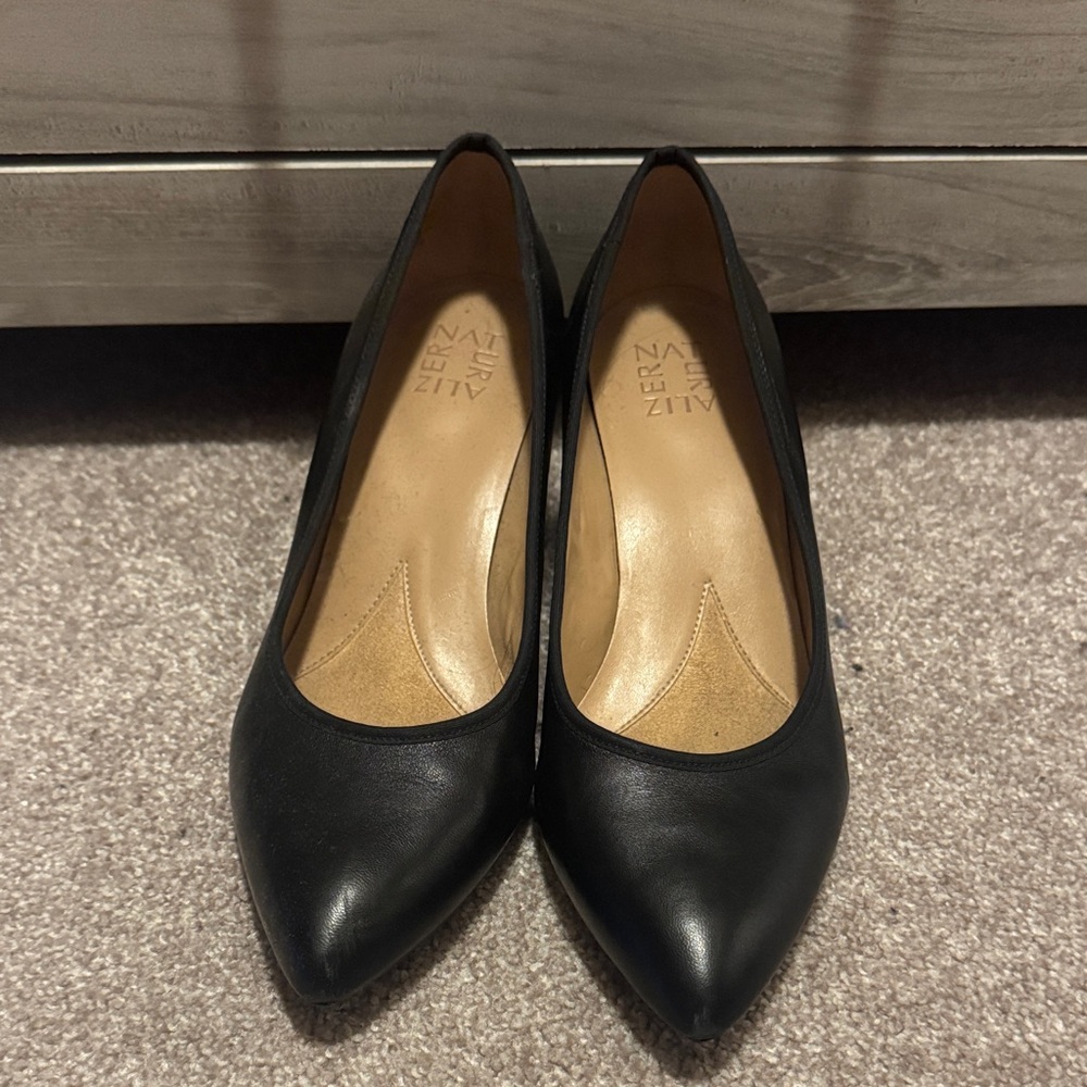Naturalizer Black Leather Heels
